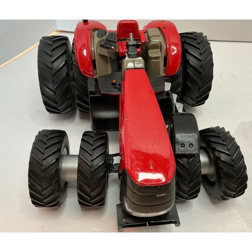 Case IH 335 Magnum Tractor Dealer Edition Diecast Dual Wheels Toy Collectible